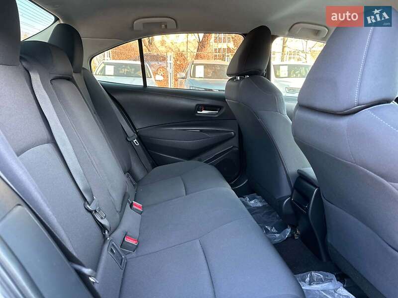 Седан Toyota Corolla 2021 в Виннице