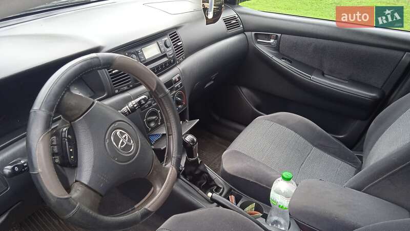 Хетчбек Toyota Corolla 2002 в Полтаві фото 8 Хетчбек Toyota Corolla 2002 в Полтаві