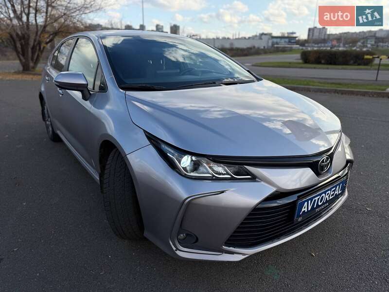 Седан Toyota Corolla 2020 в Кривом Роге