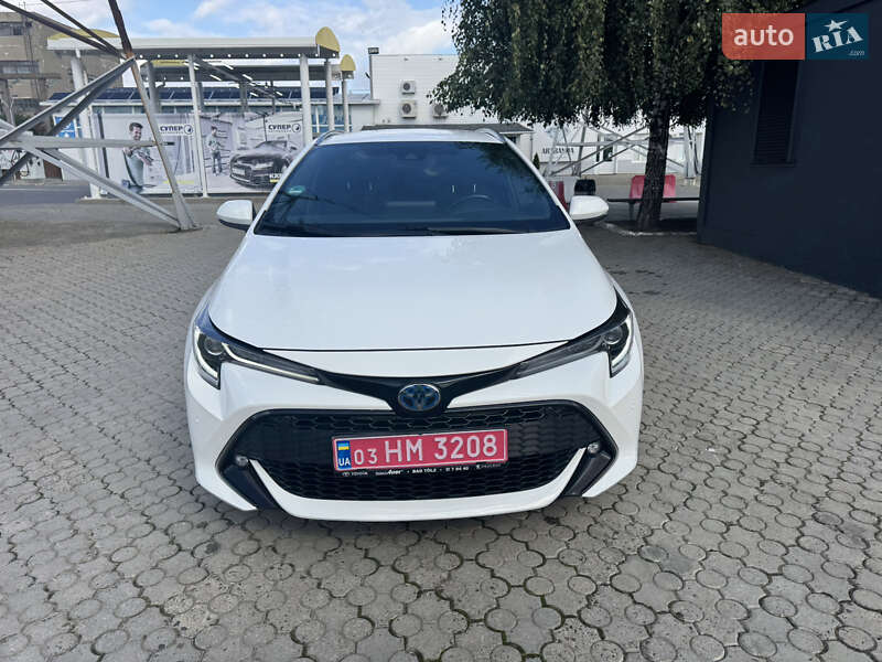 Универсал Toyota Corolla 2020 в Черновцах