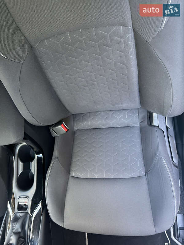 Универсал Toyota Corolla 2020 в Черновцах