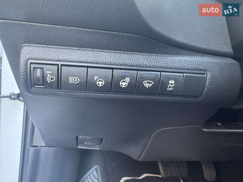 Универсал Toyota Corolla 2020 в Черновцах