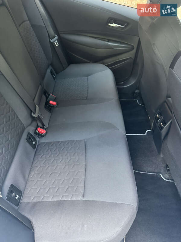 Универсал Toyota Corolla 2020 в Черновцах