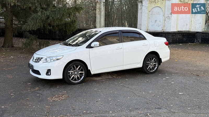 Седан Toyota Corolla 2012 в Желтых Водах фото 9 Седан Toyota Corolla 2012 в Желтых Водах
