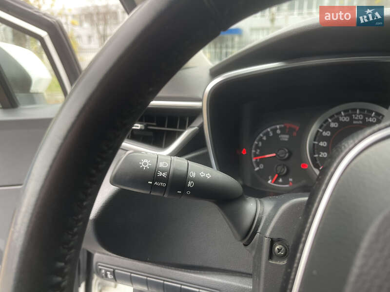 Седан Toyota Corolla 2020 в Києві