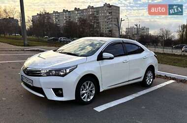 Седан Toyota Corolla 2013 в Харькове