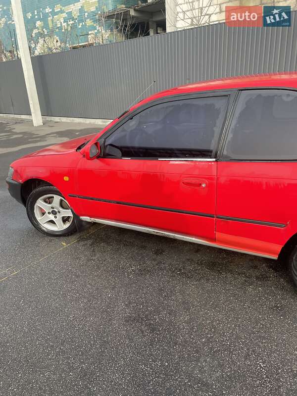 Хэтчбек Toyota Corolla 1993 в Днепре