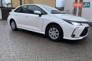 Седан Toyota Corolla 2021 в Киеве