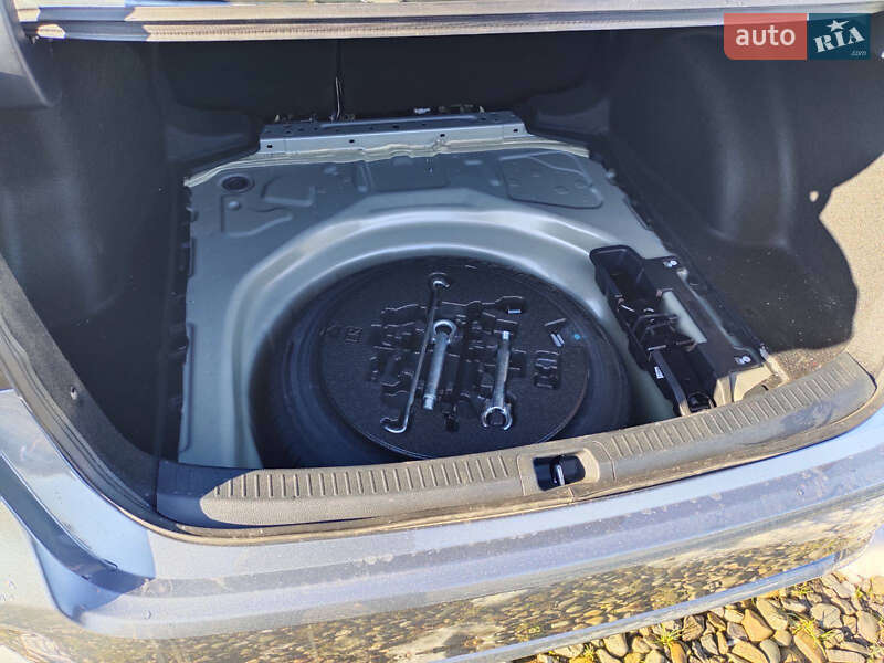 Седан Toyota Corolla 2022 в Ивано-Франковске фото 9 Седан Toyota Corolla 2022 в Ивано-Франковске