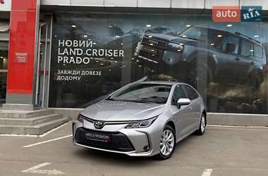 Седан Toyota Corolla 2024 в Одессе