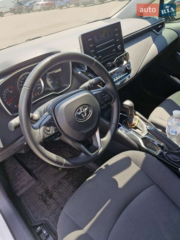 Седан Toyota Corolla 2020 в Києві