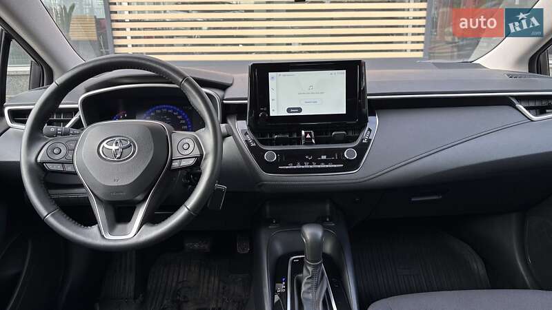 Седан Toyota Corolla 2024 в Білій Церкві