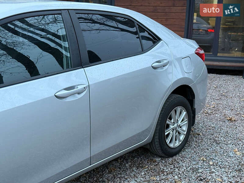 Седан Toyota Corolla 2015 в Стрию фото 8 Седан Toyota Corolla 2015 в Стрию