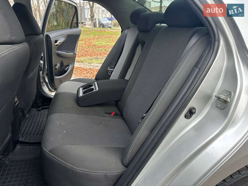 Седан Toyota Corolla 2007 в Дніпрі фото 19 Седан Toyota Corolla 2007 в Дніпрі