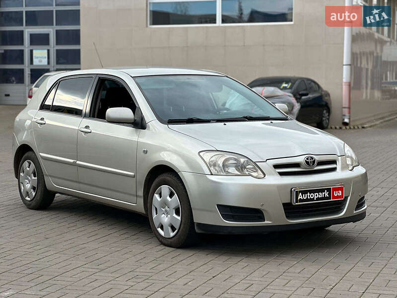 Хетчбек Toyota Corolla 2005 в Одесі