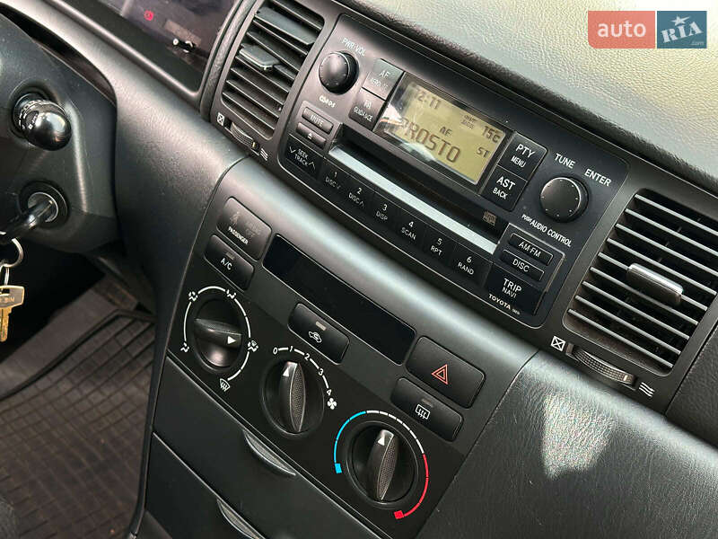 Хетчбек Toyota Corolla 2005 в Одесі