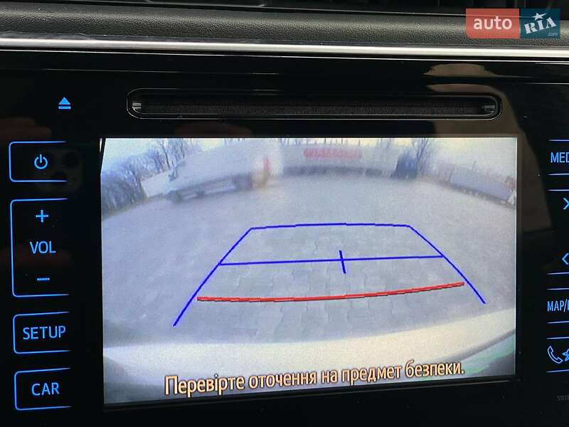 Седан Toyota Corolla 2017 в Киеве