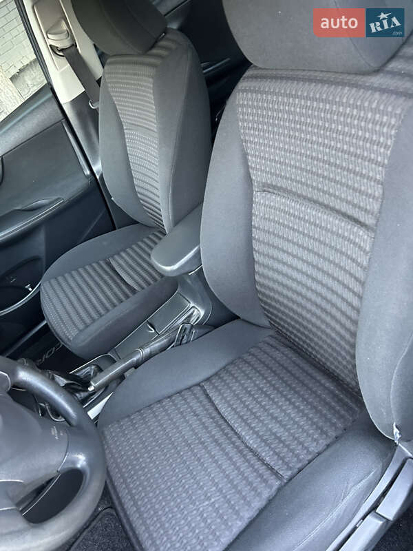 Седан Toyota Corolla 2008 в Дніпрі