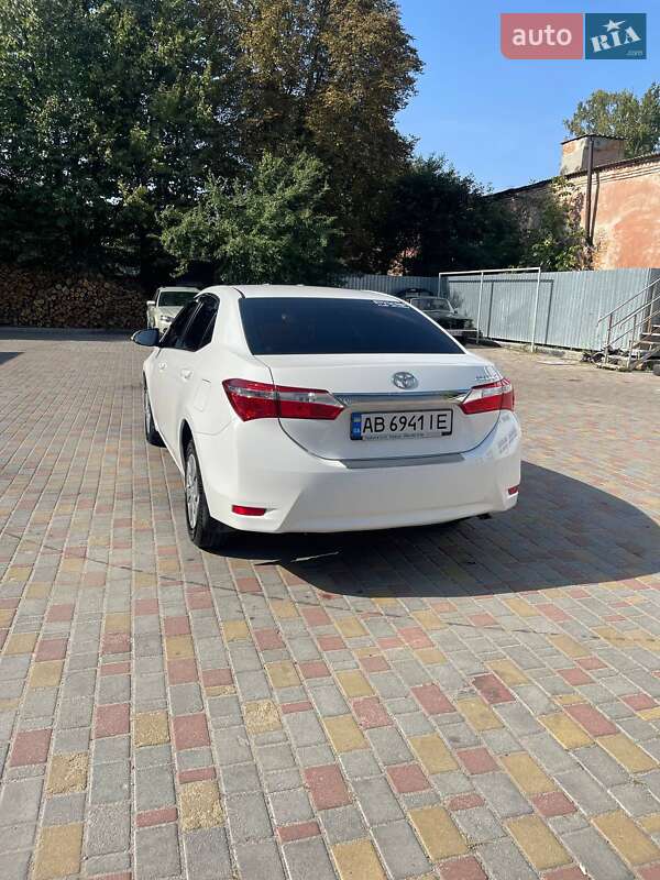 Седан Toyota Corolla 2018 в Козятині