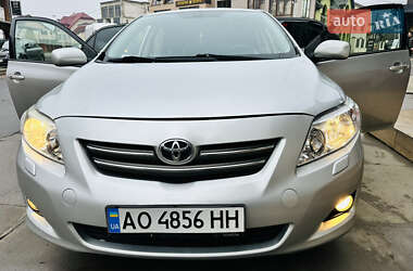 Седан Toyota Corolla 2008 в Грушево