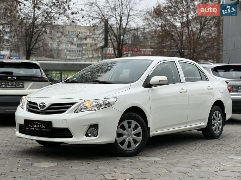 Седан Toyota Corolla 2011 в Одессе