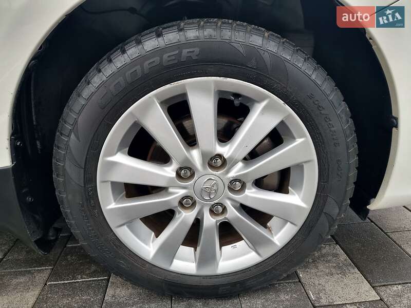 Седан Toyota Corolla 2012 в Вінниці