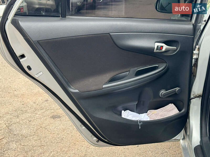 Седан Toyota Corolla 2010 в Вінниці