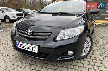 Седан Toyota Corolla 2008 в Львові