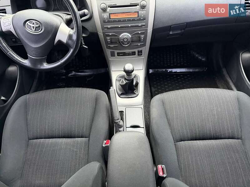 Седан Toyota Corolla 2008 в Житомире фото 13 Седан Toyota Corolla 2008 в Житомире