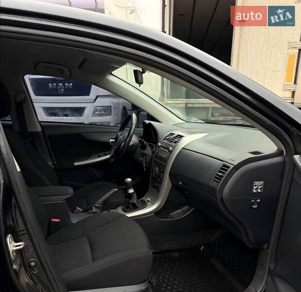 Седан Toyota Corolla 2008 в Житомире фото 21 Седан Toyota Corolla 2008 в Житомире