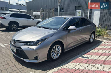 Седан Toyota Corolla 2020 в Києві