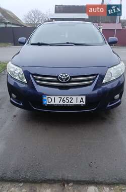 Седан Toyota Corolla 2008 в Нежине