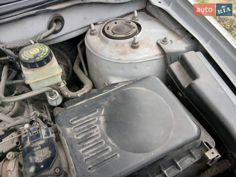 Хетчбек Toyota Corolla 2003 в Одесі фото 4 Хетчбек Toyota Corolla 2003 в Одесі