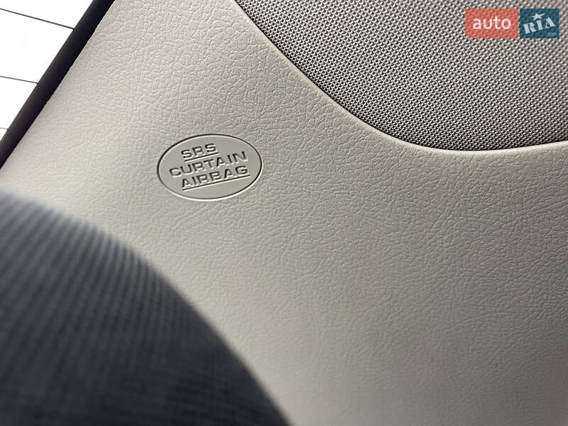 Седан Toyota Corolla 2012 в Киеве