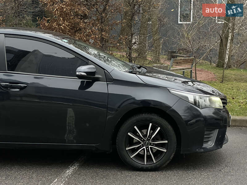 Седан Toyota Corolla 2016 в Києві фото 13 Седан Toyota Corolla 2016 в Києві