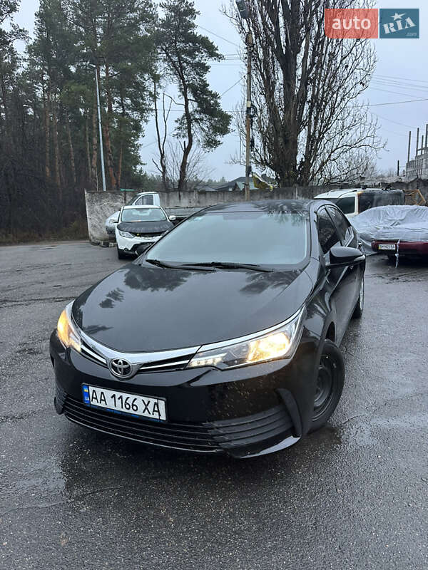 Седан Toyota Corolla 2018 в Києві фото 13 Седан Toyota Corolla 2018 в Києві