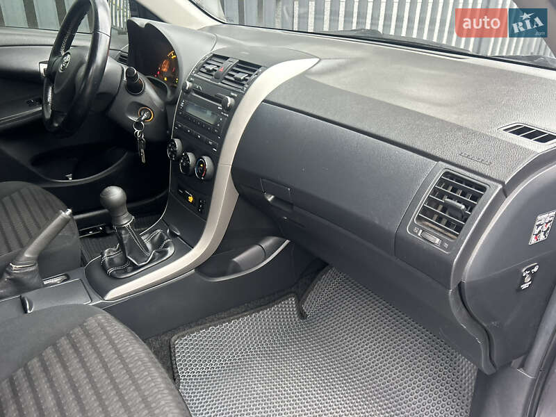 Седан Toyota Corolla 2008 в Вінниці фото 24 Седан Toyota Corolla 2008 в Вінниці