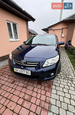 Седан Toyota Corolla 2007 в Хмельницком