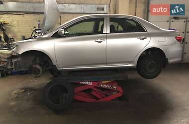 Седан Toyota Corolla 2013 в Києві