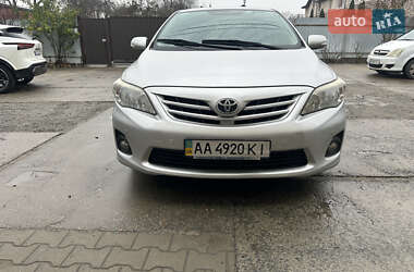 Седан Toyota Corolla 2011 в Киеве