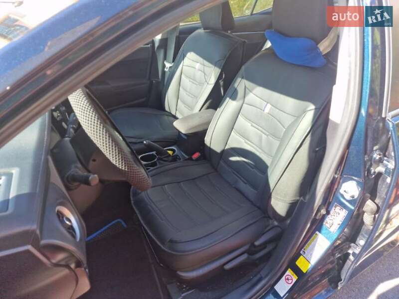 Седан Toyota Corolla 2019 в Николаеве