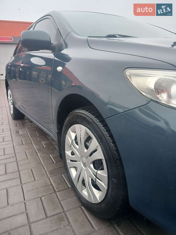 Седан Toyota Corolla 2008 в Харькове