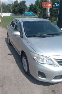 Седан Toyota Corolla 2013 в Конотопі