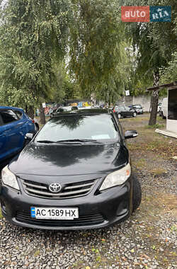Седан Toyota Corolla 2011 в Луцьку
