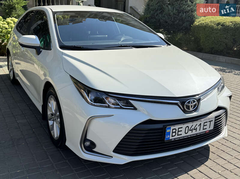 Седан Toyota Corolla 2019 в Одесі
