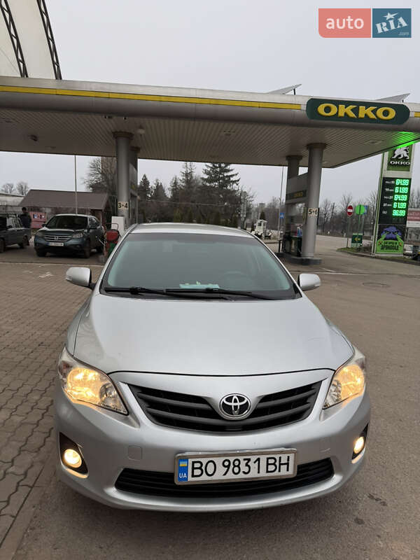 Седан Toyota Corolla 2011 в Бучаче фото 2 Седан Toyota Corolla 2011 в Бучаче