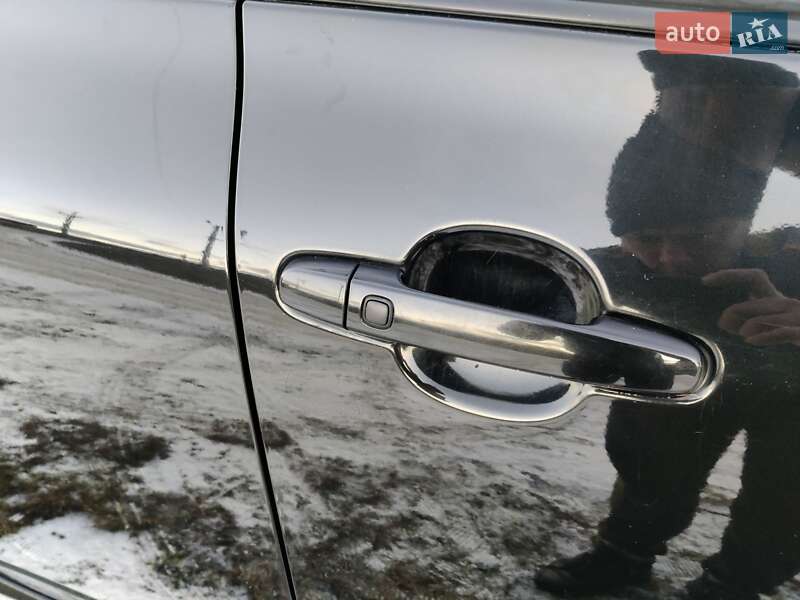 Седан Toyota Corolla 2008 в Сарнах