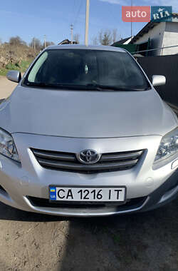 Седан Toyota Corolla 2008 в Умани