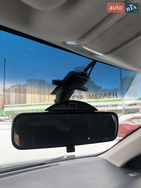 Седан Toyota Corolla 2011 в Києві