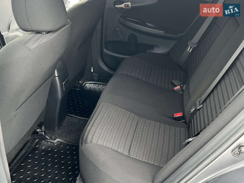 Седан Toyota Corolla 2008 в Днепре фото 54 Седан Toyota Corolla 2008 в Днепре